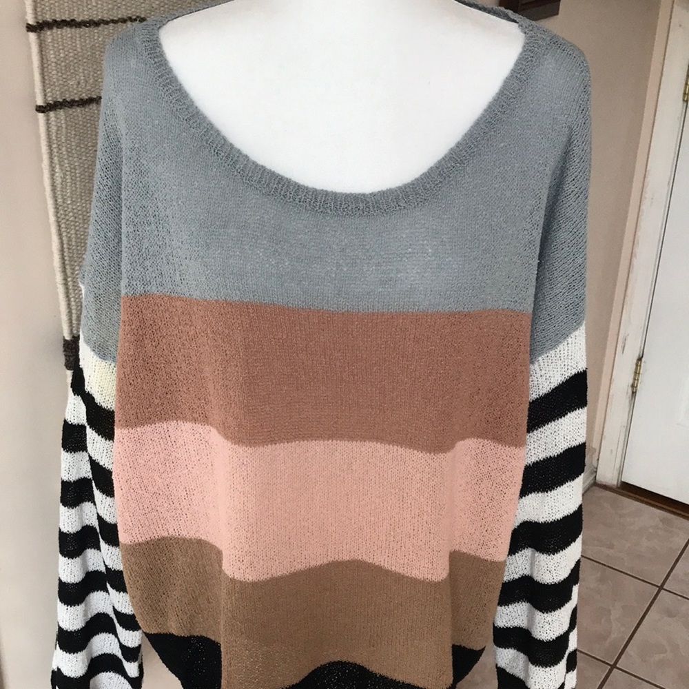 Striped Pattern Colorful Oversized Shirt/Sweater - Picture 2 of 4